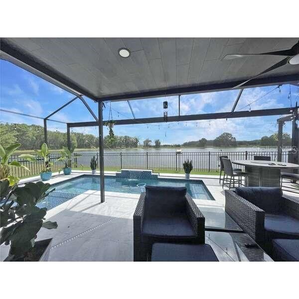 For Rent: $4,300 (4 beds, 2 baths, 2537 Square Feet)