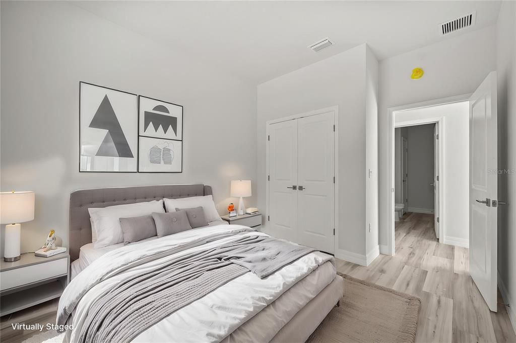 En Venta: $275,000 (3 camas, 2 baños, 1363 Pies cuadrados)