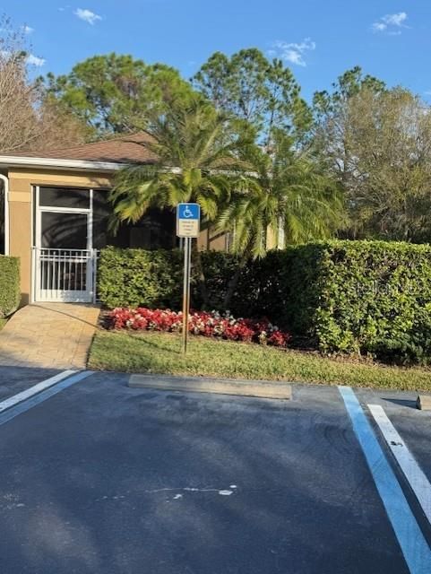 En Renta: $2,150 (3 camas, 2 baños, 1759 Pies cuadrados)