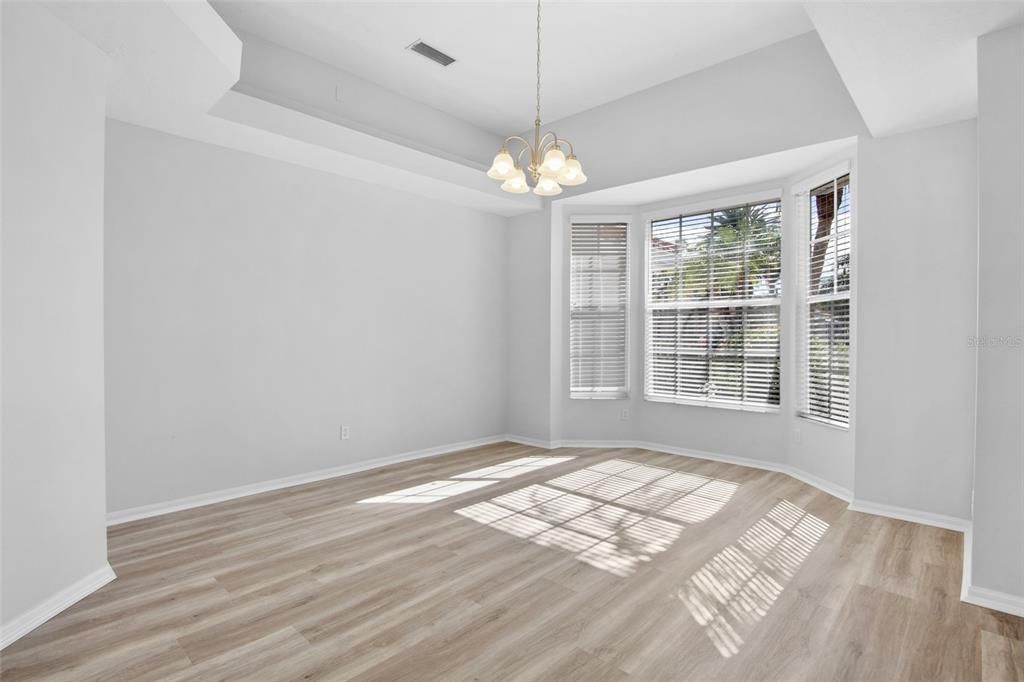 待售: $795,000 (4 贝兹, 3 浴室, 2586 平方英尺)