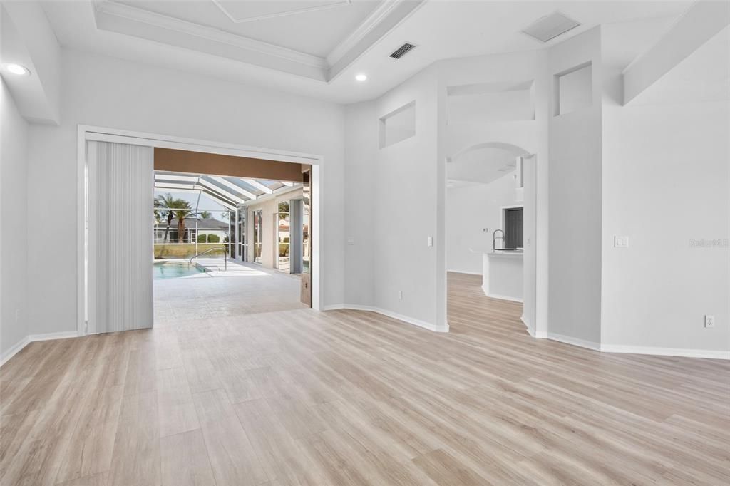 待售: $795,000 (4 贝兹, 3 浴室, 2586 平方英尺)