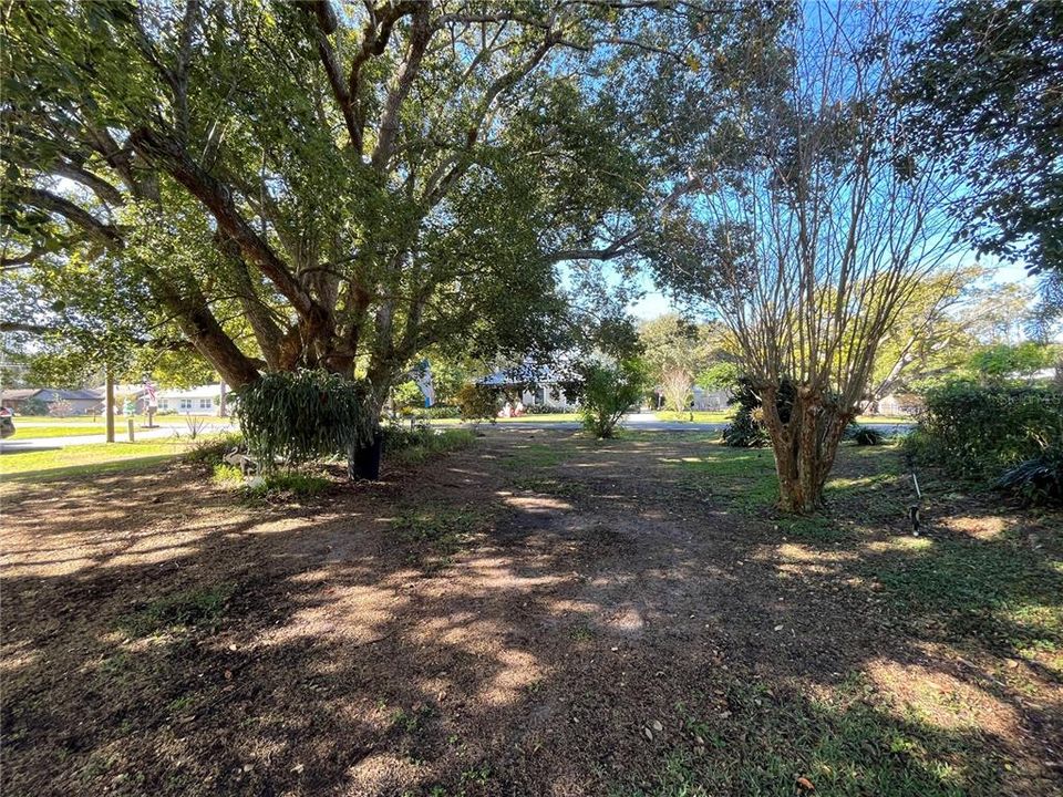 待售: $125,000 (0.30 acres)