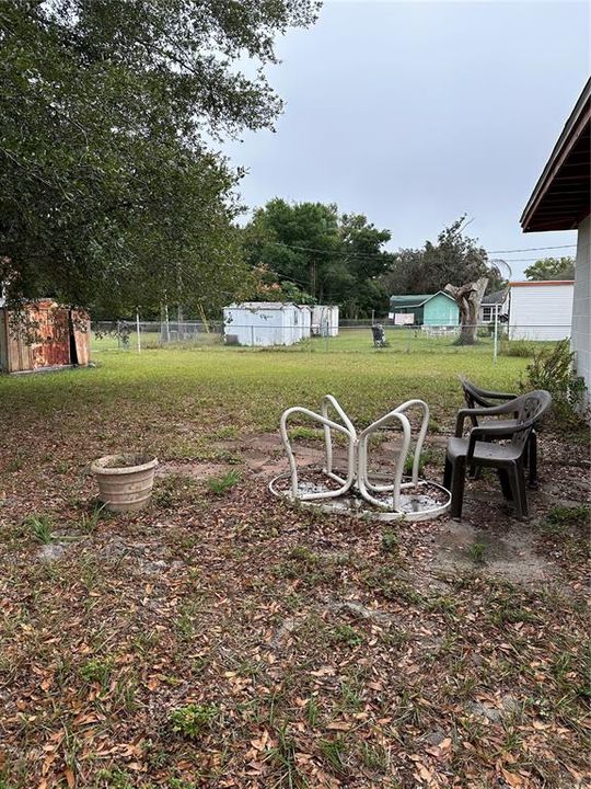 待售: $125,000 (2 贝兹, 1 浴室, 874 平方英尺)