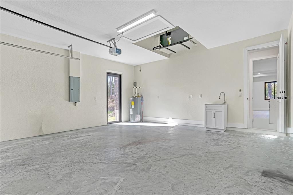 En Venta: $414,900 (3 camas, 2 baños, 1800 Pies cuadrados)