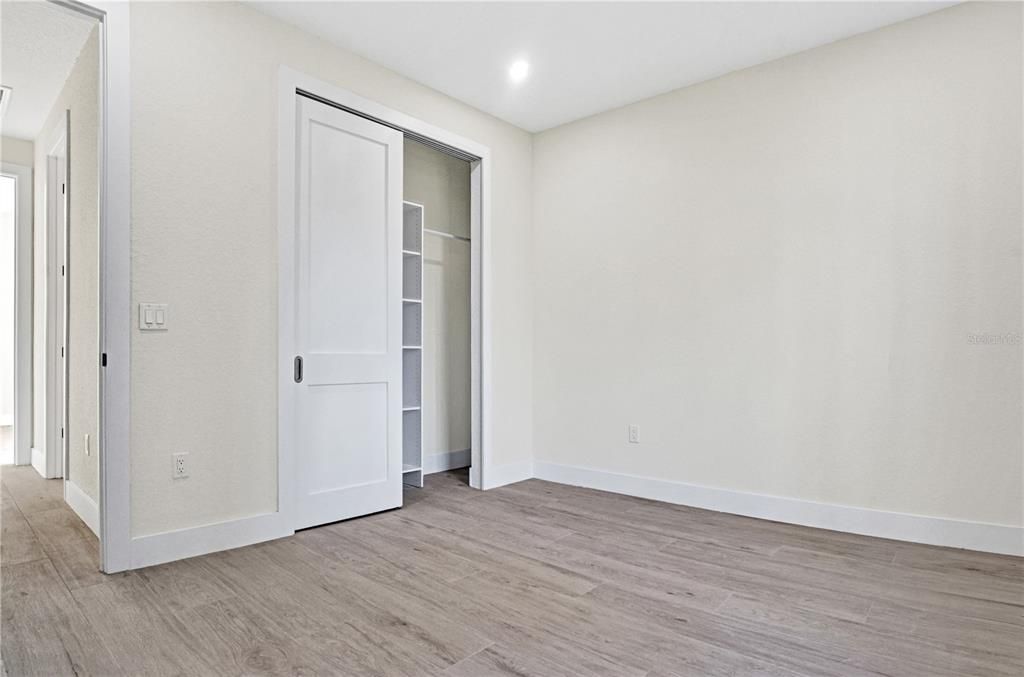 En Venta: $414,900 (3 camas, 2 baños, 1800 Pies cuadrados)