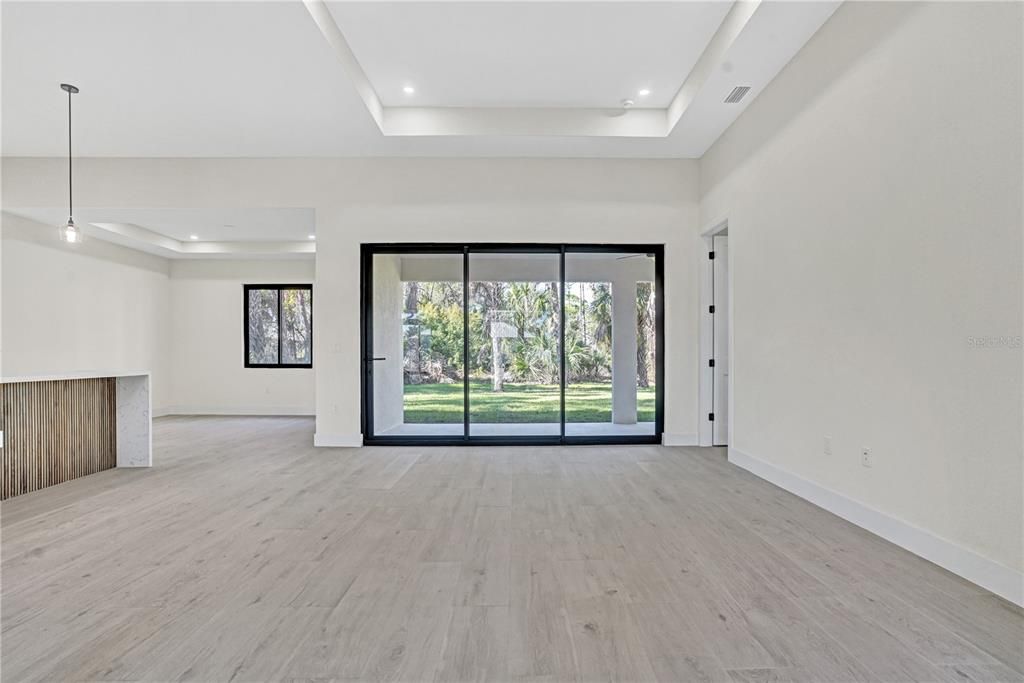 En Venta: $414,900 (3 camas, 2 baños, 1800 Pies cuadrados)