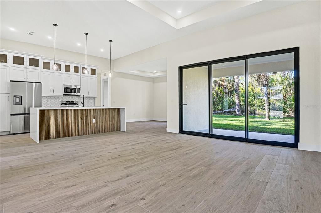 En Venta: $414,900 (3 camas, 2 baños, 1800 Pies cuadrados)