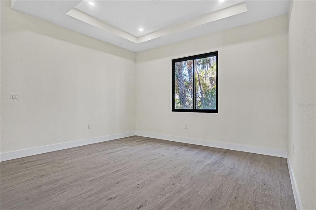 En Venta: $414,900 (3 camas, 2 baños, 1800 Pies cuadrados)