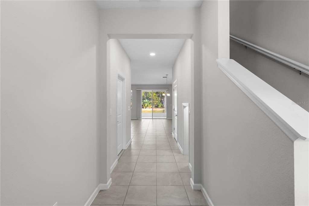 For Rent: $2,200 (3 beds, 2 baths, 1679 Square Feet)