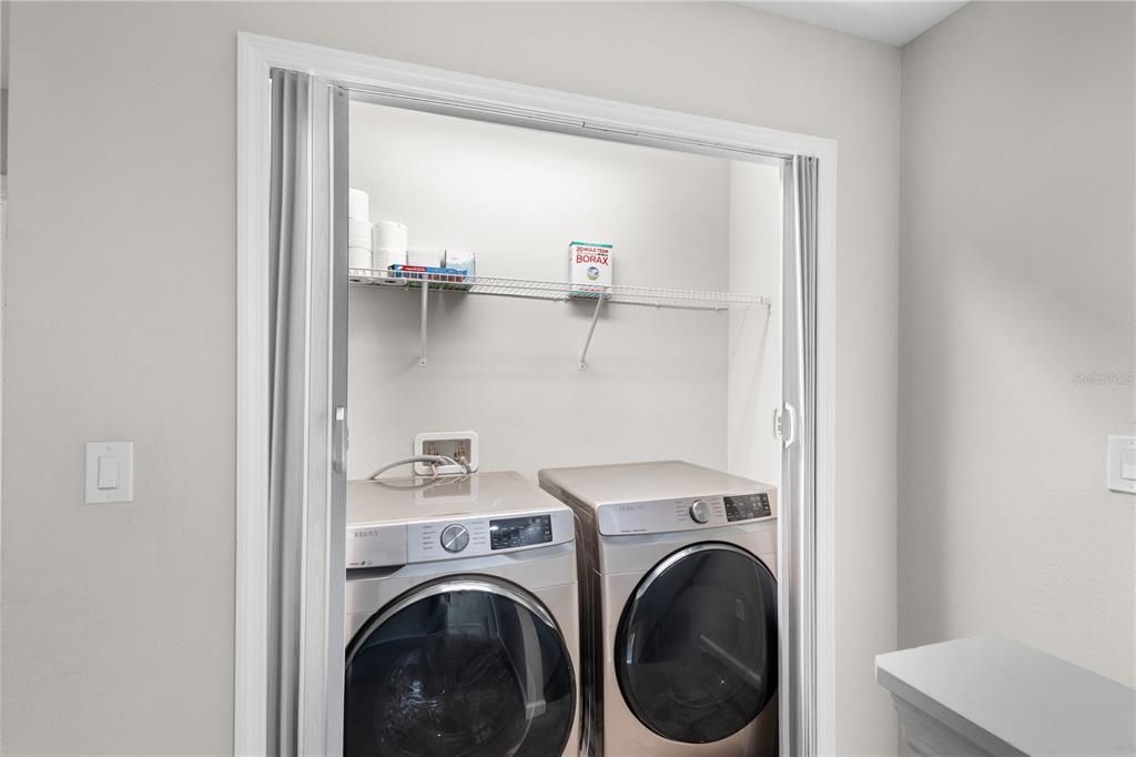 For Rent: $2,200 (3 beds, 2 baths, 1679 Square Feet)