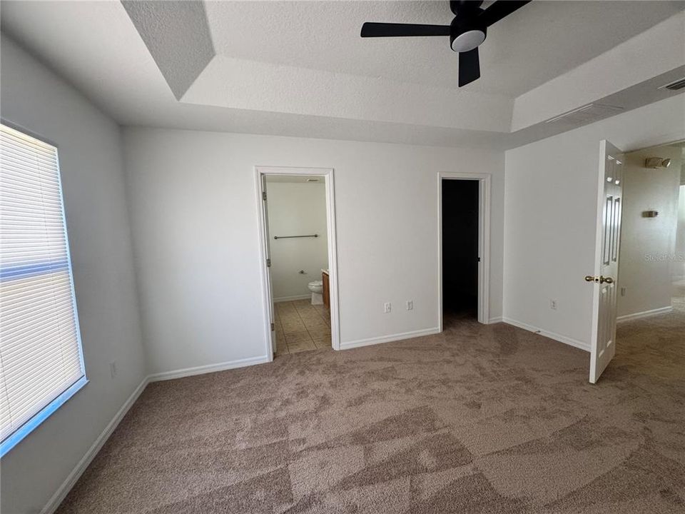 В аренду: $2,250 (3 спален, 2 ванн, 1798 Квадратных фут)