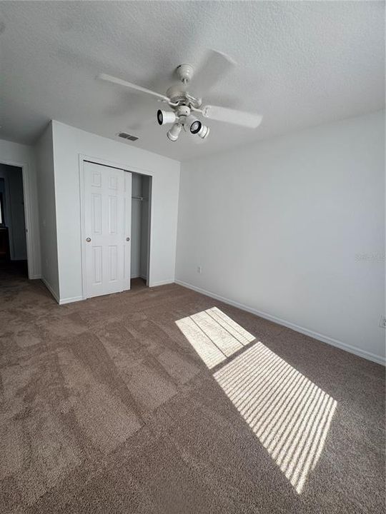 В аренду: $2,250 (3 спален, 2 ванн, 1798 Квадратных фут)