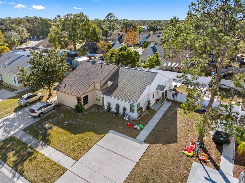 For Sale: $300,000 (3 beds, 2 baths, 1067 Square Feet)