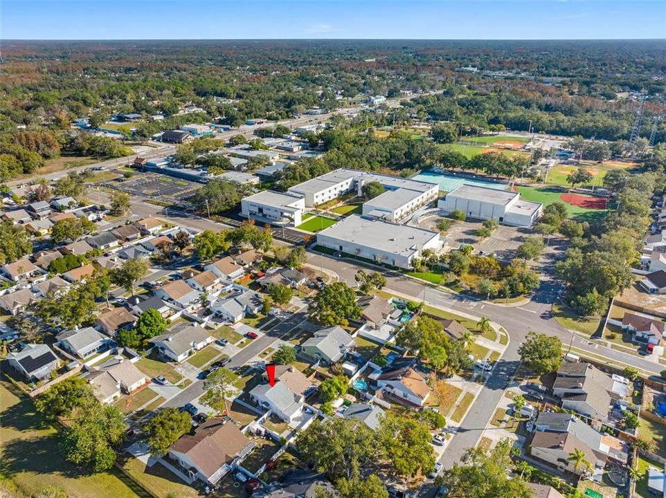 For Sale: $300,000 (3 beds, 2 baths, 1067 Square Feet)