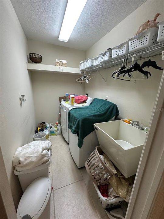 待售: $365,900 (3 贝兹, 2 浴室, 2113 平方英尺)