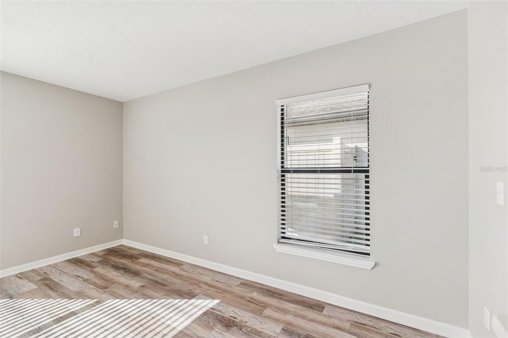 For Sale: $324,900 (3 beds, 2 baths, 1461 Square Feet)