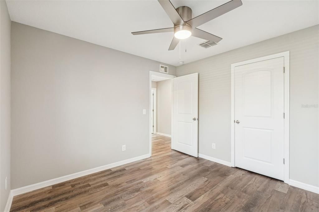 For Sale: $324,900 (3 beds, 2 baths, 1461 Square Feet)