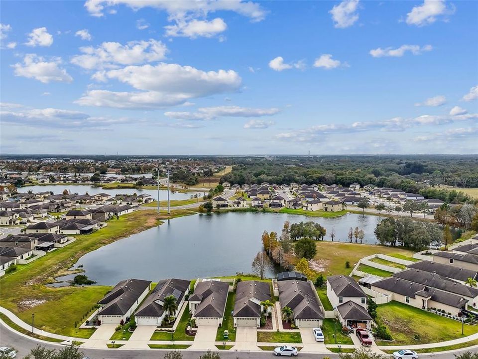 For Sale: $324,900 (3 beds, 2 baths, 1461 Square Feet)