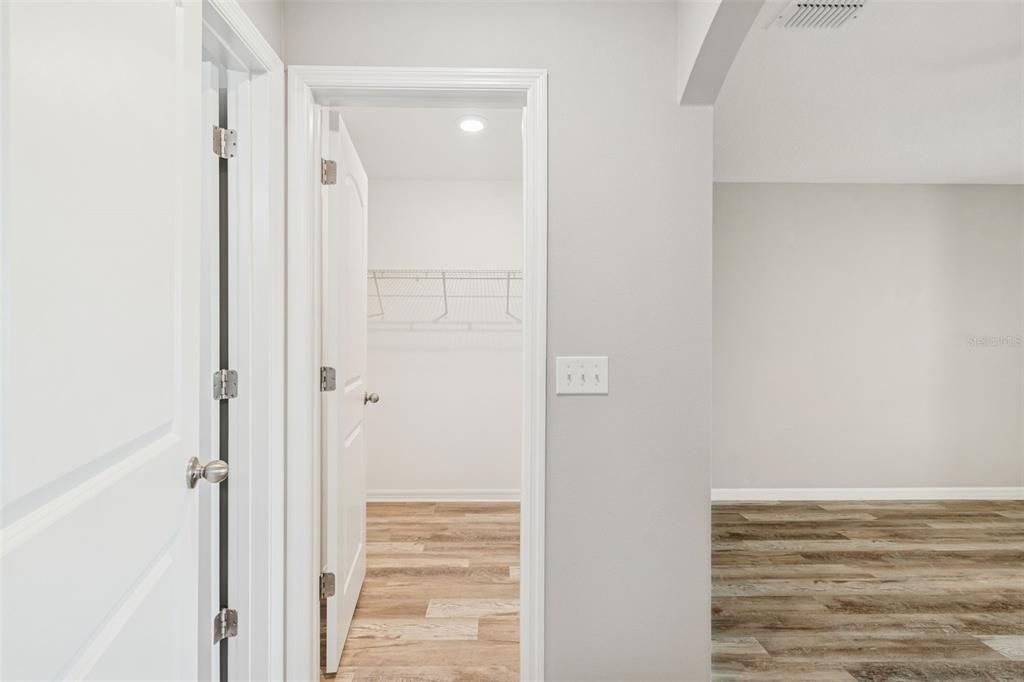 For Sale: $324,900 (3 beds, 2 baths, 1461 Square Feet)