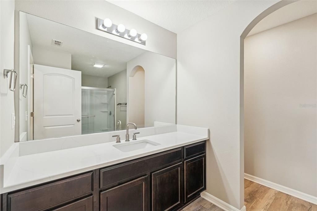 For Sale: $324,900 (3 beds, 2 baths, 1461 Square Feet)