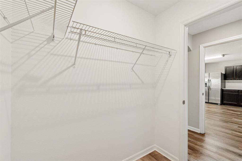 For Sale: $324,900 (3 beds, 2 baths, 1461 Square Feet)