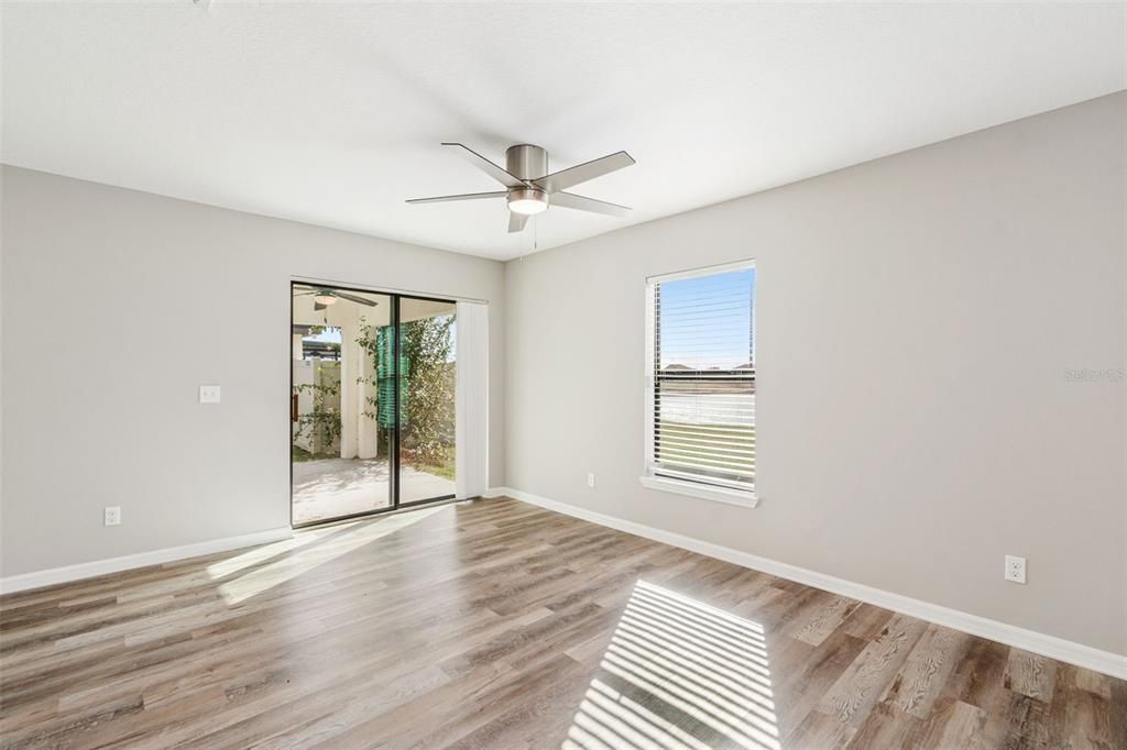 For Sale: $324,900 (3 beds, 2 baths, 1461 Square Feet)