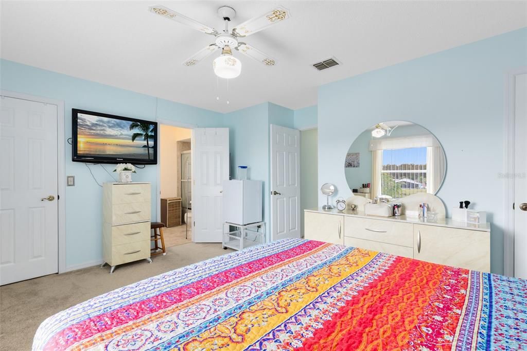 待售: $424,900 (4 贝兹, 2 浴室, 1655 平方英尺)