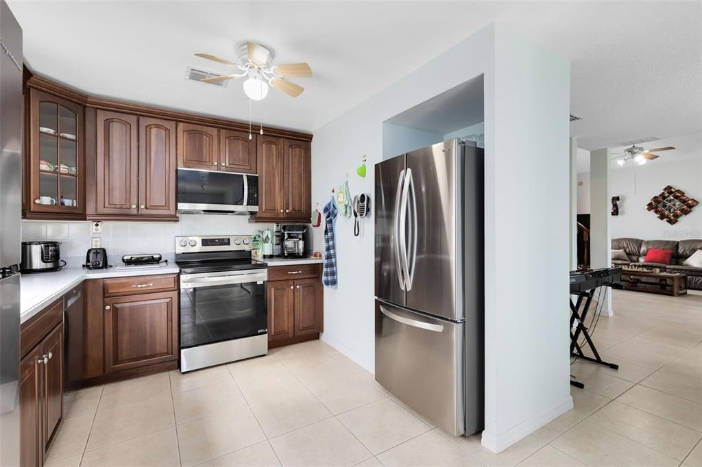 待售: $424,900 (4 贝兹, 2 浴室, 1655 平方英尺)