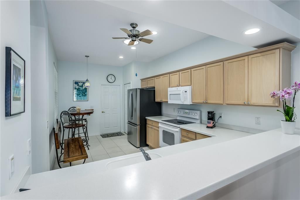 待售: $309,500 (2 贝兹, 2 浴室, 1340 平方英尺)