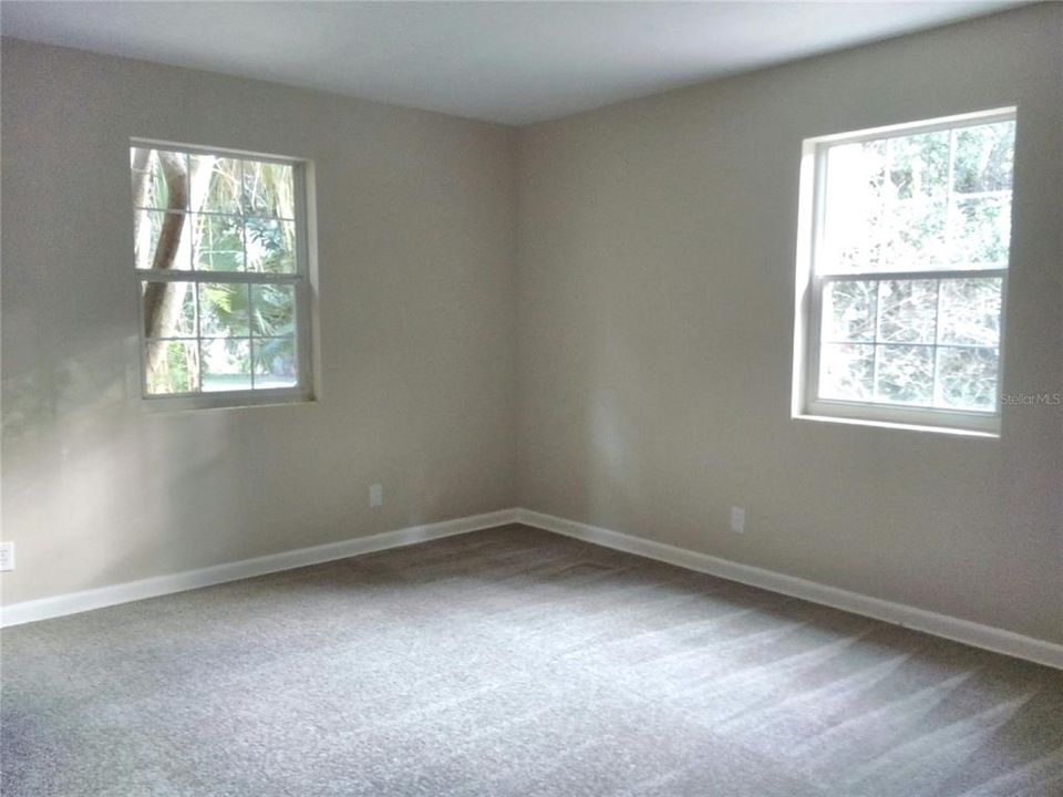 For Sale: $275,000 (2 beds, 2 baths, 1728 Square Feet)