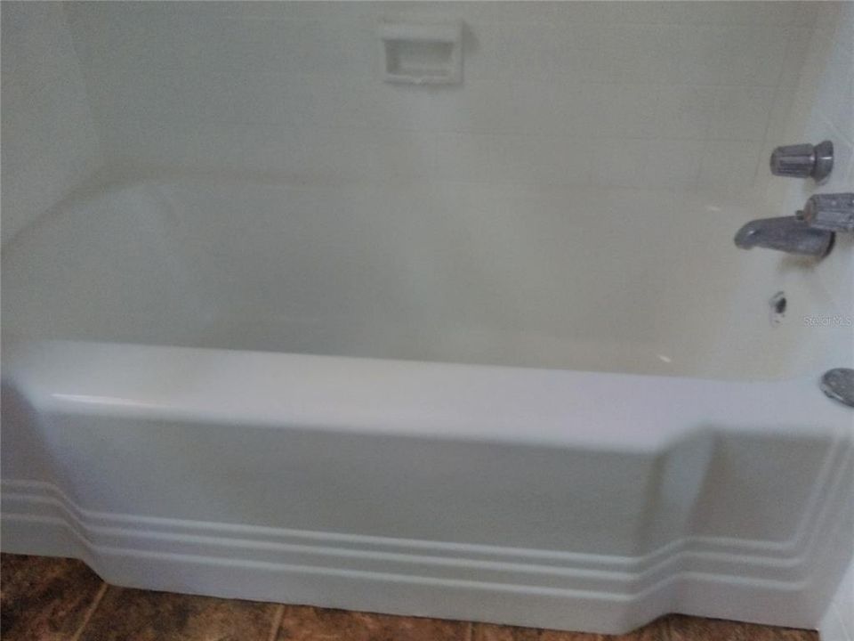 For Sale: $275,000 (2 beds, 2 baths, 1728 Square Feet)