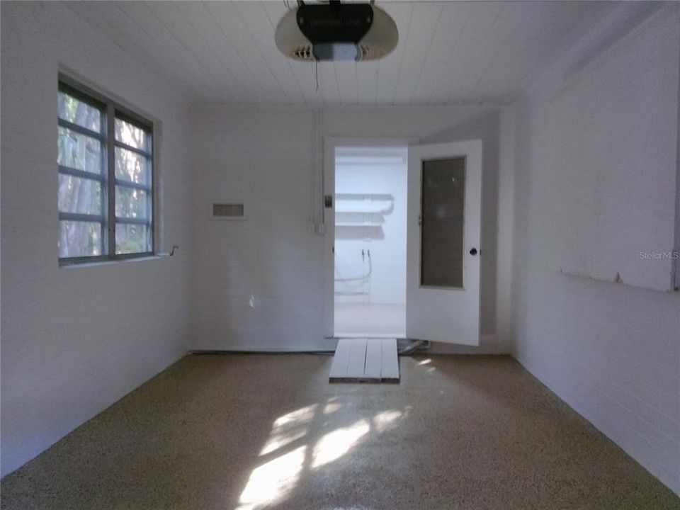 For Sale: $275,000 (2 beds, 2 baths, 1728 Square Feet)