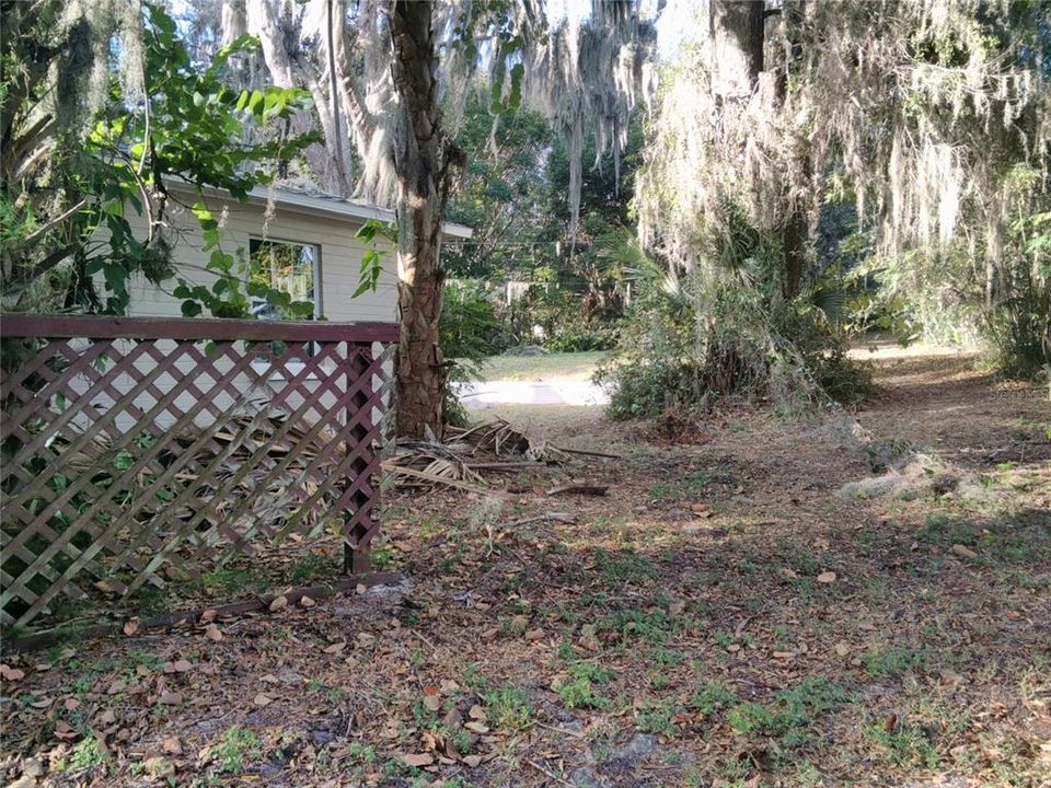 For Sale: $275,000 (2 beds, 2 baths, 1728 Square Feet)