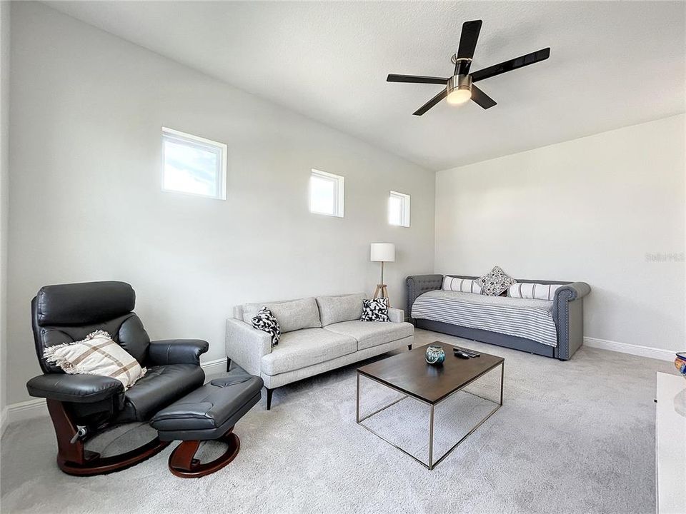 待售: $929,900 (4 贝兹, 3 浴室, 3095 平方英尺)