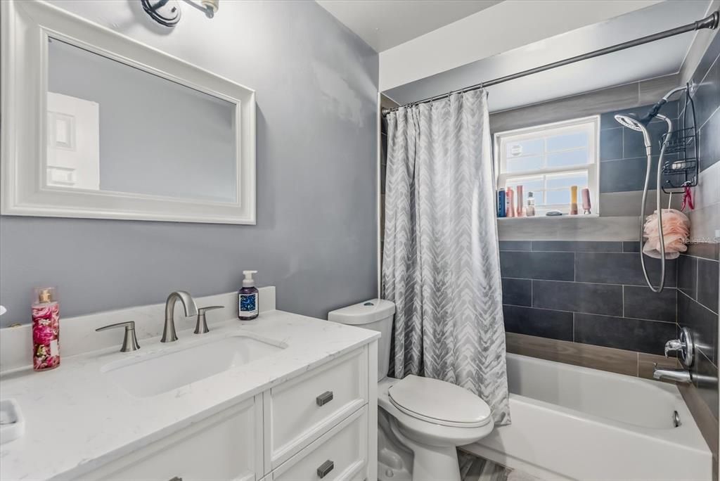 For Sale: $455,000 (3 beds, 2 baths, 1396 Square Feet)