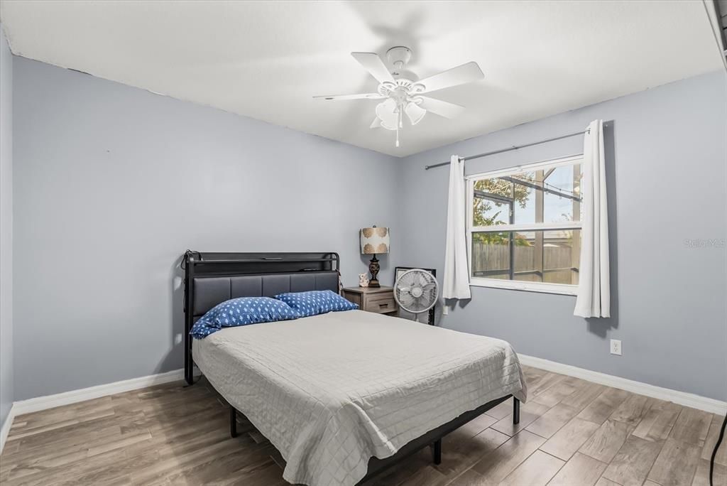 For Sale: $455,000 (3 beds, 2 baths, 1396 Square Feet)