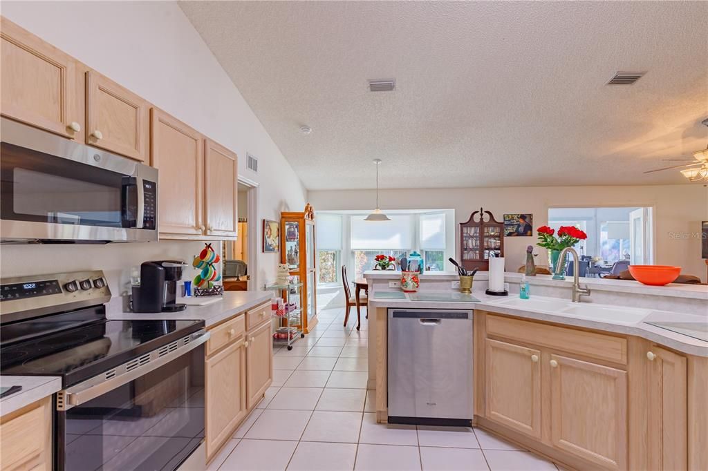 待售: $324,900 (3 贝兹, 2 浴室, 1872 平方英尺)