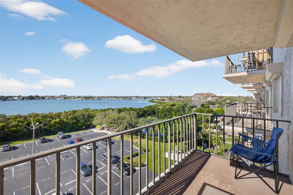 待售: $359,000 (2 贝兹, 2 浴室, 1180 平方英尺)