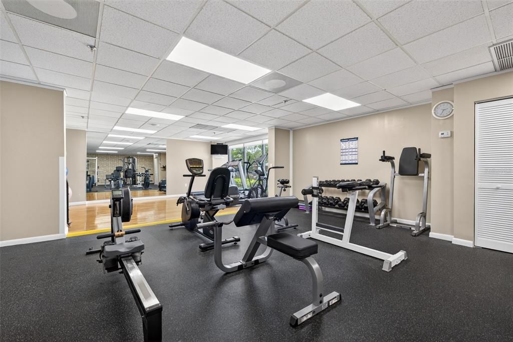 待售: $359,000 (2 贝兹, 2 浴室, 1180 平方英尺)