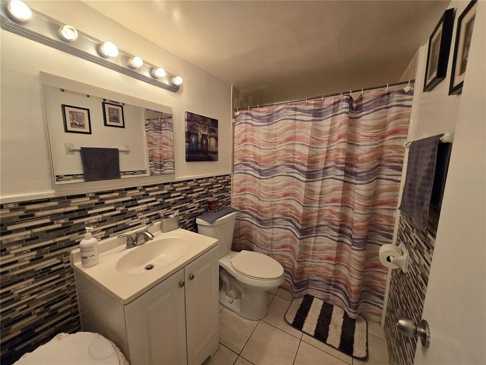 待售: $125,000 (3 贝兹, 2 浴室, 910 平方英尺)