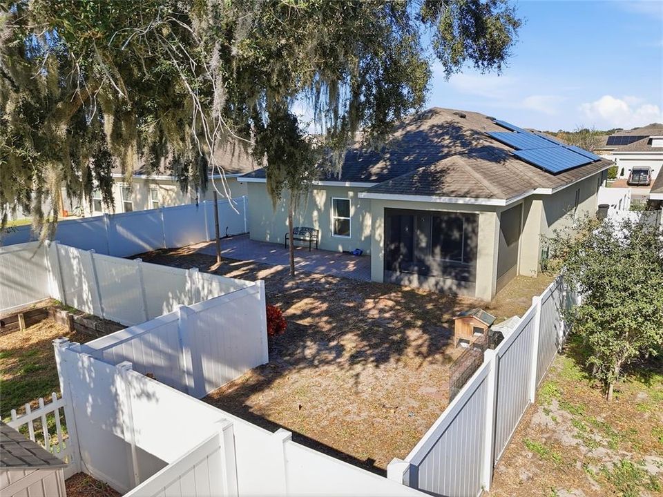 For Sale: $355,000 (4 beds, 2 baths, 1704 Square Feet)