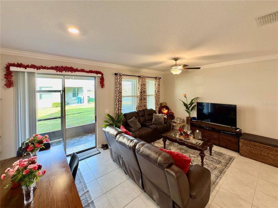 For Sale: $299,000 (3 beds, 2 baths, 1760 Square Feet)