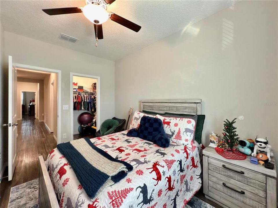 For Sale: $299,000 (3 beds, 2 baths, 1760 Square Feet)