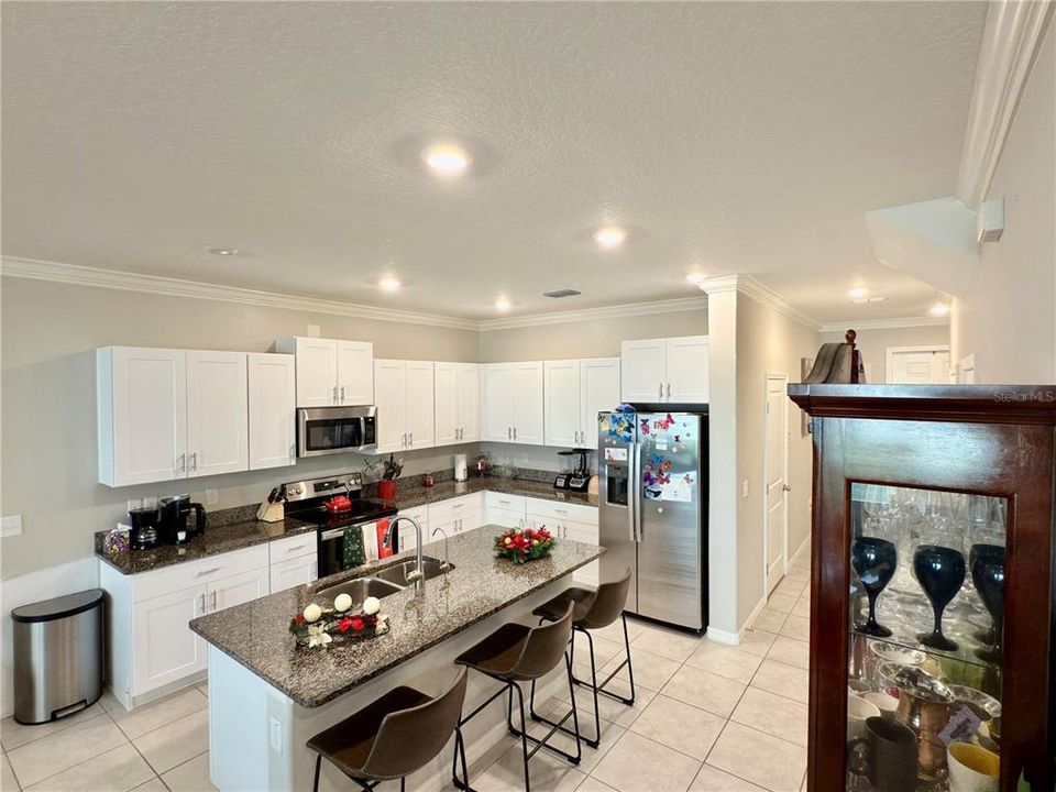 For Sale: $299,000 (3 beds, 2 baths, 1760 Square Feet)