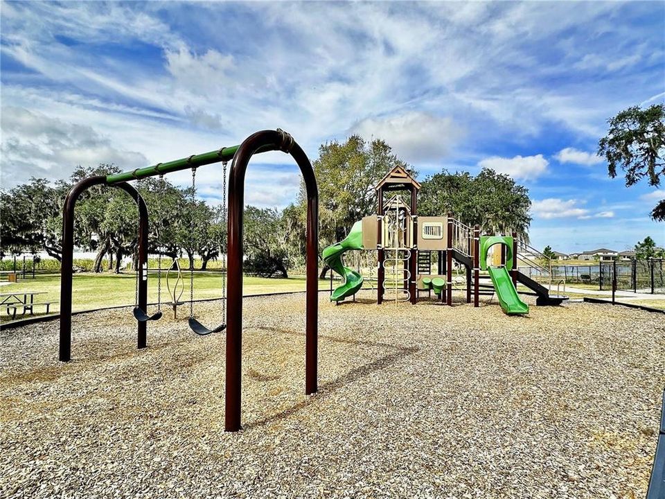 For Sale: $299,000 (3 beds, 2 baths, 1760 Square Feet)