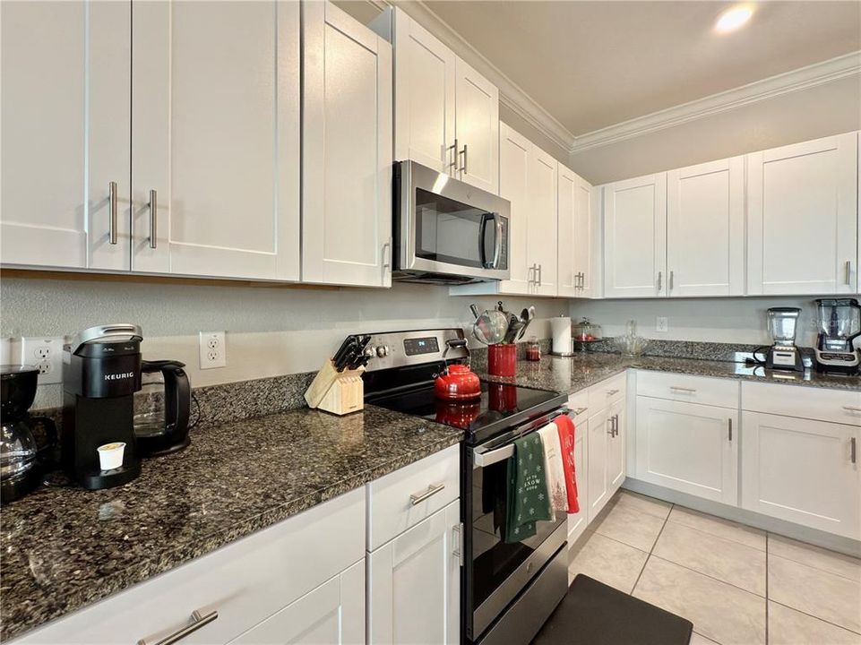 For Sale: $299,000 (3 beds, 2 baths, 1760 Square Feet)