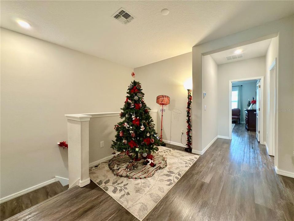 For Sale: $299,000 (3 beds, 2 baths, 1760 Square Feet)