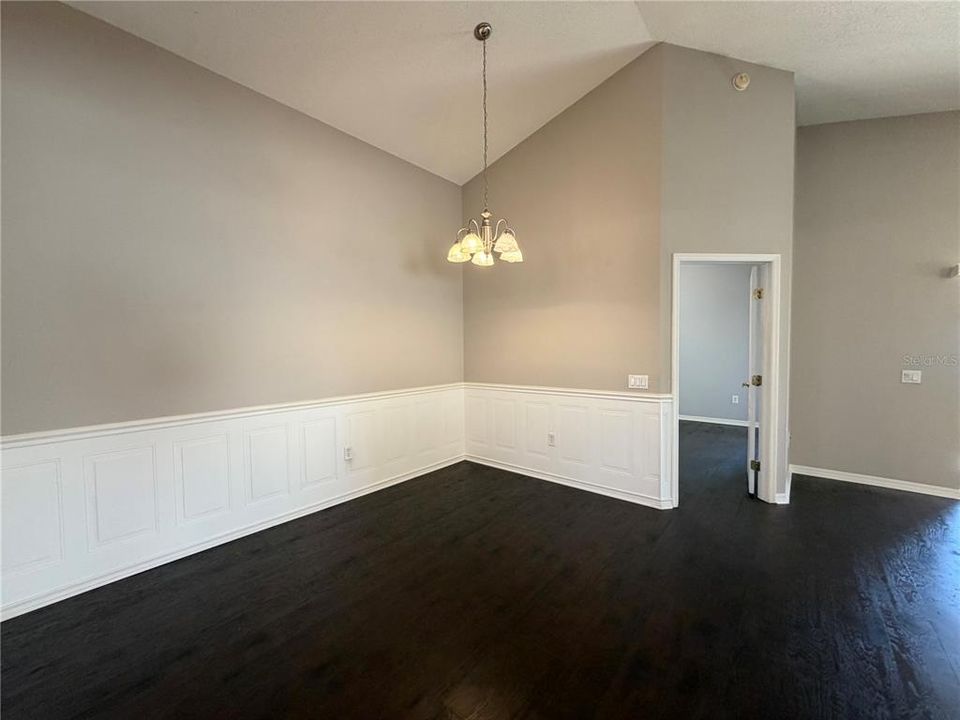 En Renta: $2,600 (3 camas, 2 baños, 1569 Pies cuadrados)