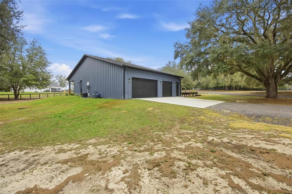 For Sale: $1,100,000 (4 beds, 3 baths, 3171 Square Feet)