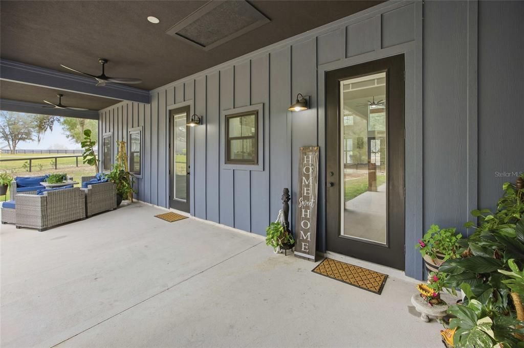 For Sale: $1,100,000 (4 beds, 3 baths, 3171 Square Feet)